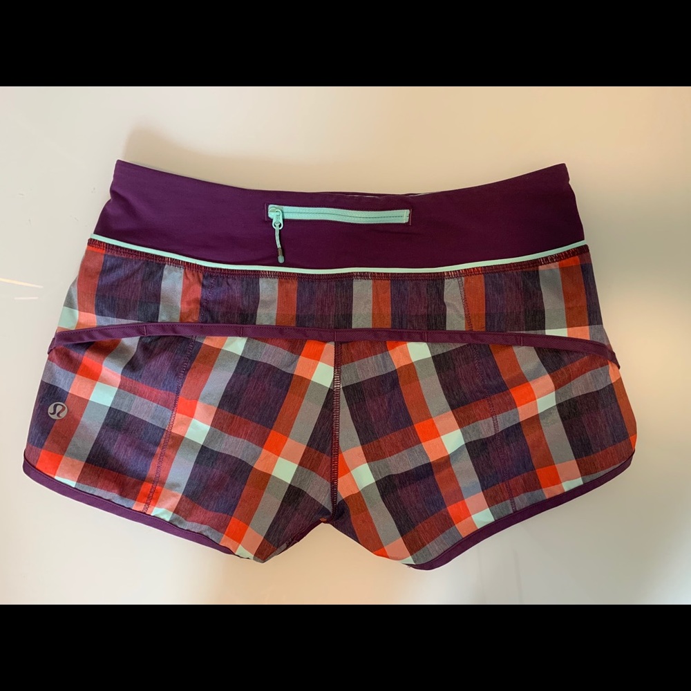 Lululemon Speed Short Sz 4 Berry Yum Yum Check